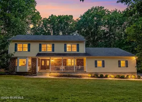 6 Rimwood Dr, Lincroft, NJ 07738
