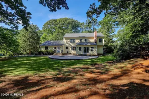 6 Rimwood Dr, Lincroft, NJ 07738