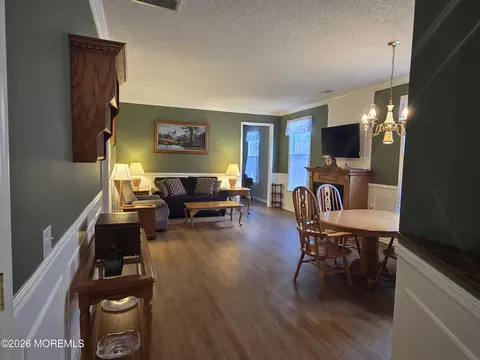 15 Morning Glory Ct, Brick, NJ 08724