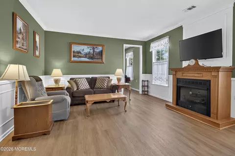 15 Morning Glory Ct, Brick, NJ 08724