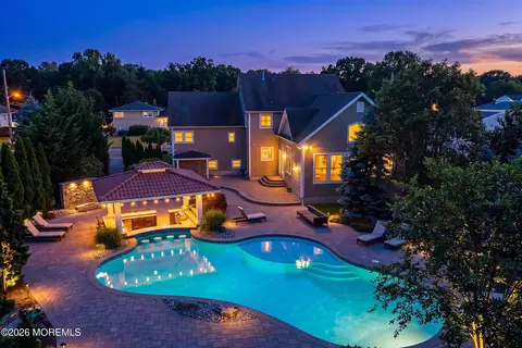 39 Hilltop Rd, West Long Branch, NJ 07764