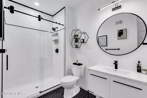 Bath - 3 Clearview Dr, Ocean, NJ 07712 photo 1 of 5