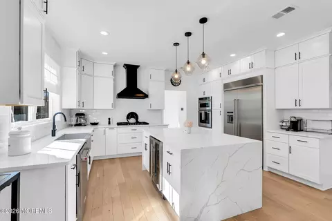 Kitchen - 3 Clearview Dr, Ocean, NJ 07712 photo 4 of 4