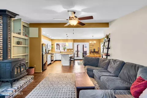 Living - 9 Central Ave, Waretown, NJ 08758 photo 1 of 3