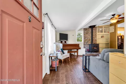 Entry Way - 9 Central Ave, Waretown, NJ 08758 photo 1 of 1