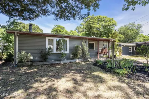 9 Central Ave, Waretown, NJ 08758
