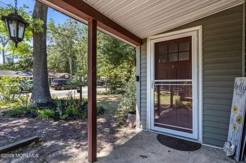 Exterior - 9 Central Ave, Waretown, NJ 08758 photo 4 of 14