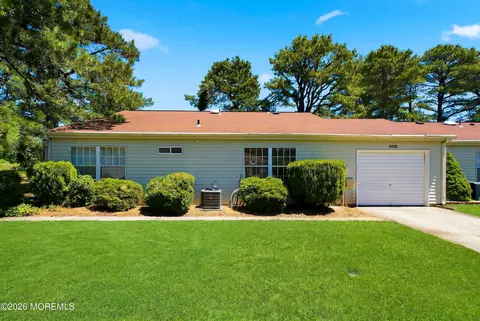 509 Tiffany Ln # C, Manchester, NJ 08759