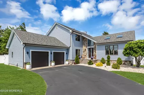 24 Diane Dr, Brick, NJ 08724