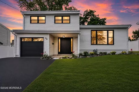 52 Gaub Rd, Old Bridge, NJ 08857