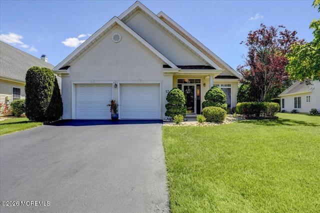 53 Yates Rd, Manalapan, NJ 07726