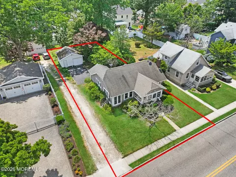 15 Lakewood Rd, Manasquan, NJ 08736
