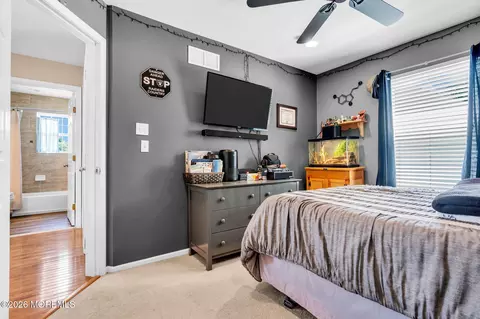 Bedroom - 124 Atrium Dr, Brick, NJ 08723 photo 6 of 6
