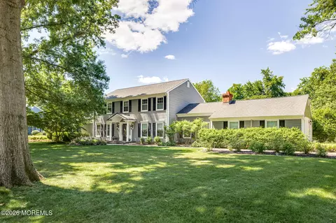15 Corral Dr, Hamilton, NJ 08620