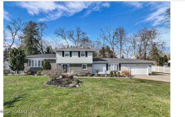 910 Somerset Dr, Toms River, NJ 08753