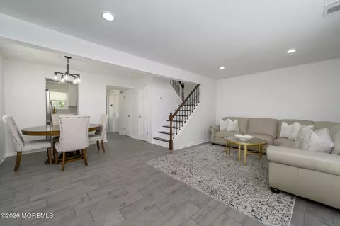 16 Finch Rd, Howell, NJ 07731 photo 5