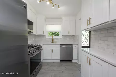 16 Finch Rd, Howell, NJ 07731 photo 11
