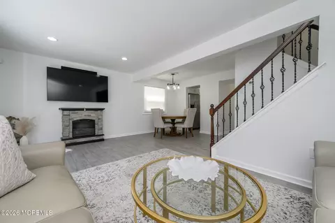 16 Finch Rd, Howell, NJ 07731 photo 6