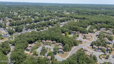 16 Finch Rd, Howell, NJ 07731 photo 32