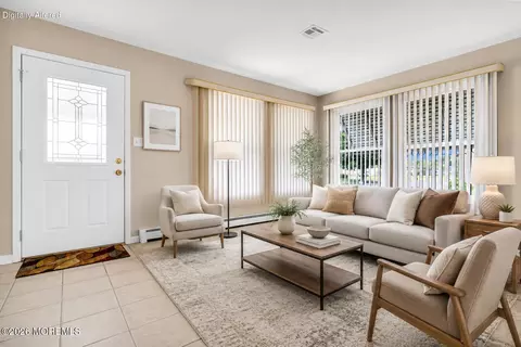 62 Biabou Dr, Toms River, NJ 08757