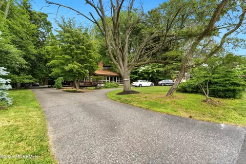 481 E Freehold Rd, Freehold, NJ 07728