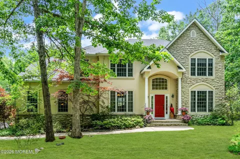 77 Savannah Rd, Jackson, NJ 08527