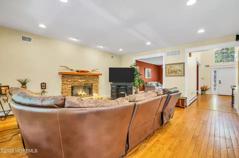 Other - 77 Savannah Rd, Jackson, NJ 08527 photo 3 of 18
