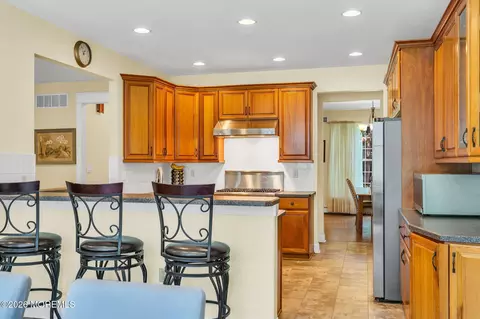 Kitchen - 77 Savannah Rd, Jackson, NJ 08527 photo 1 of 10