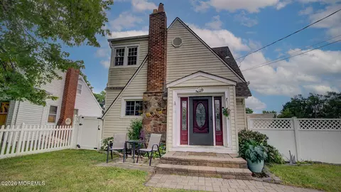6 Anchor Blvd, Old Bridge, NJ 08857