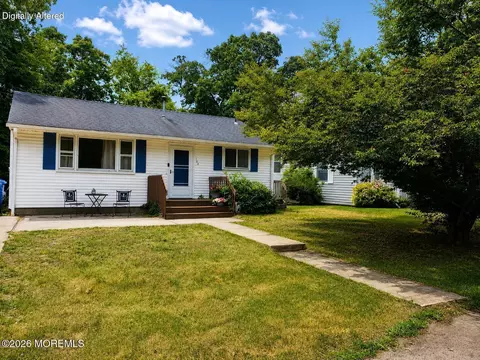 164 Summit Ave, Island Heights, NJ 08732