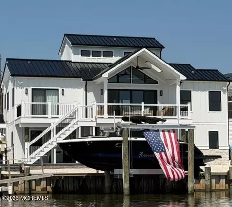 166 N Spinnaker Dr, Little Egg Harbor, NJ 08087