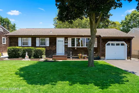 1516 Treeneedle Rd, Point Pleasant, NJ 08742