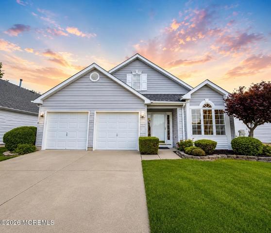 18 Eaton Ct, Jackson, NJ 08527