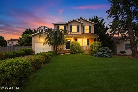 1108 9th Ave, Toms River, NJ 08757