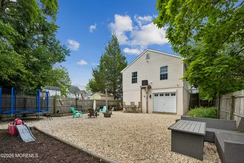Exterior - 131 Bayview Dr, Brick, NJ 08723 photo 4 of 7