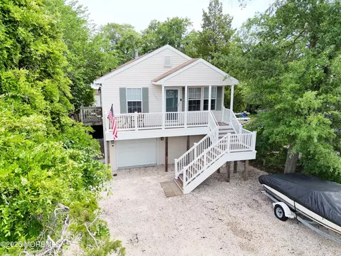 Exterior - 131 Bayview Dr, Brick, NJ 08723 photo 7 of 7