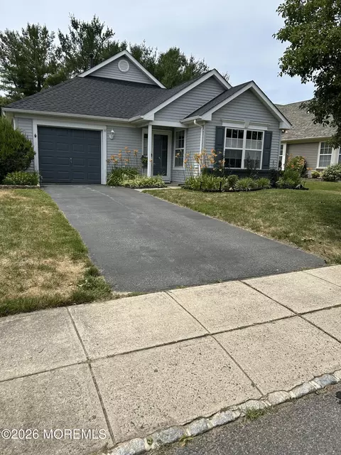 2924 Crestview Ln, Toms River, NJ 08755