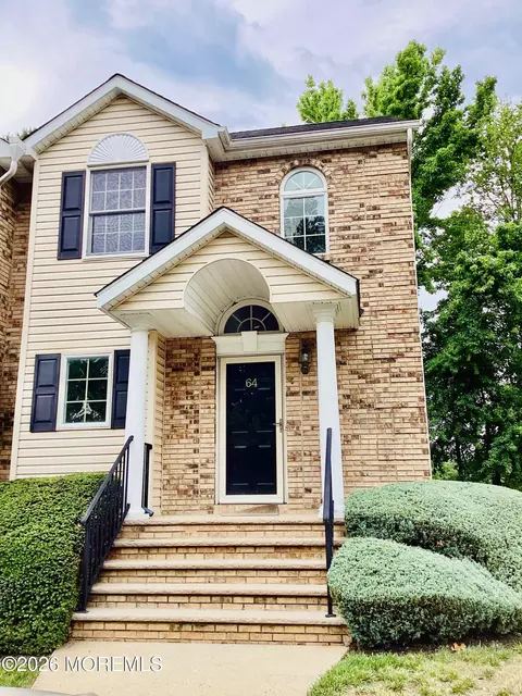 64 Agostina Dr, Holmdel, NJ 07733