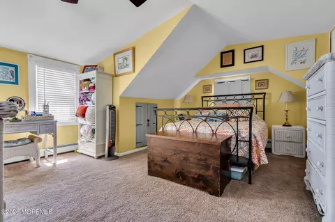 Bedroom - 442 Mohawk Dr, Brick, NJ 08723 photo 4 of 5