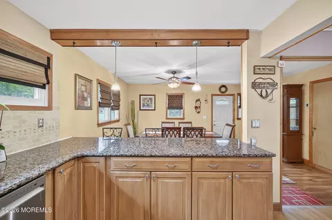 4 Farmbrook Dr, Old Bridge, NJ 08857 photo 16