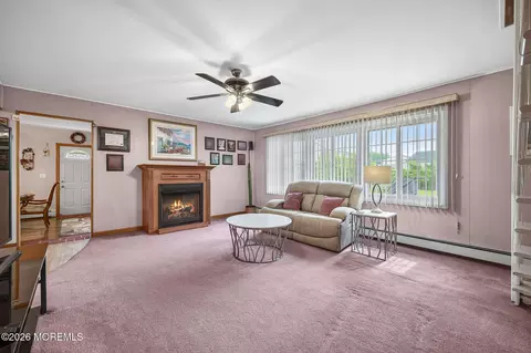 4 Farmbrook Dr, Old Bridge, NJ 08857 photo 9