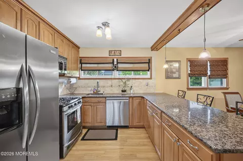 4 Farmbrook Dr, Old Bridge, NJ 08857 photo 17