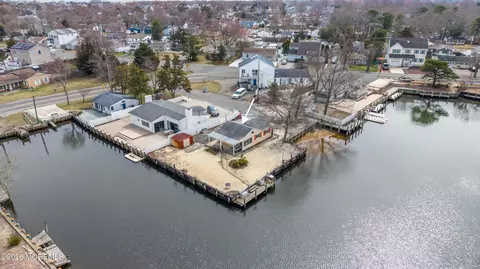 1003 Kohala Dr, Forked River, NJ 08731