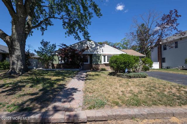 40 Highland Ave, Hazlet, NJ 07730
