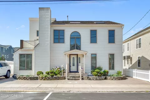 3 7th Ave, Seaside Heights, NJ 08751