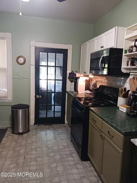 320 Main St, Matawan, NJ 07747 photo 2