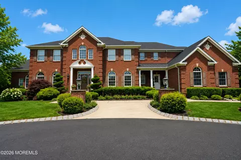 2 Doctors Creek Ct, Millstone, NJ 08510