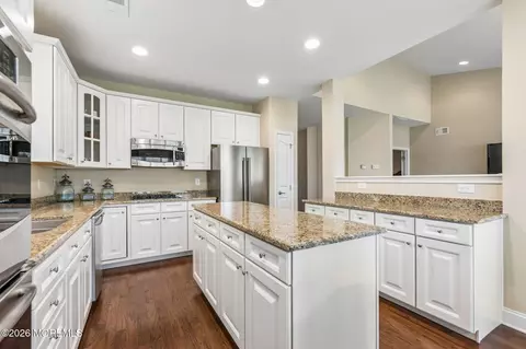 Kitchen - 23 Cape May Ct, Waretown, NJ 08758 photo 4 of 4