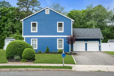 815 France Ct, Toms River, NJ 08753