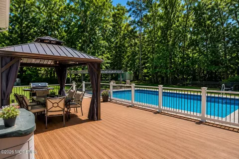 19 Peach Tree St, Jackson, NJ 08527 photo 14